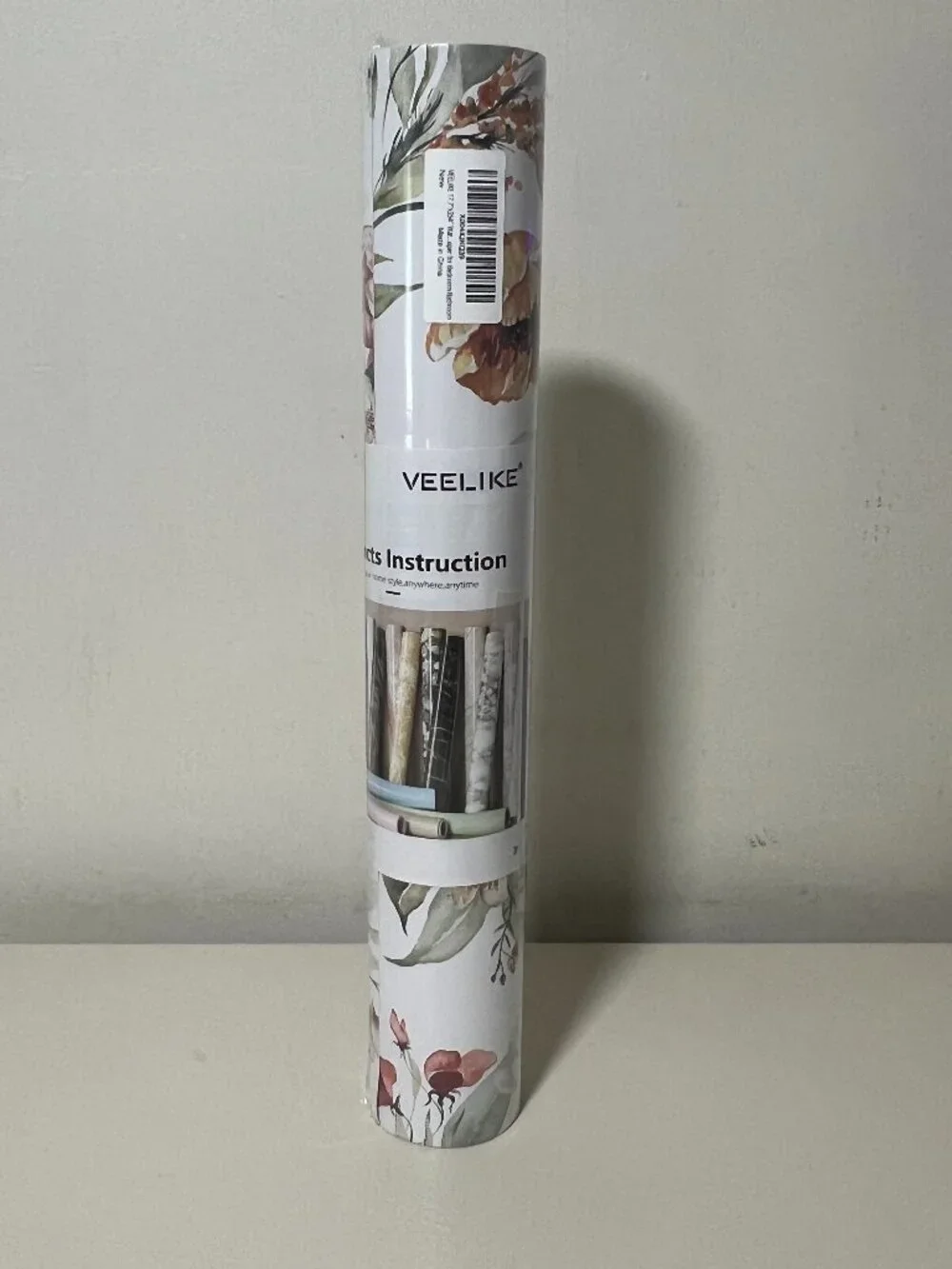 Watercolor Vintage Floral Peel and Stick Wallpaper (17.7